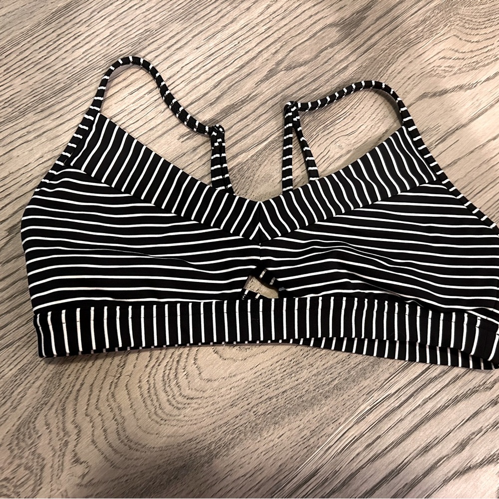 Lulu Lemon Sports Bra